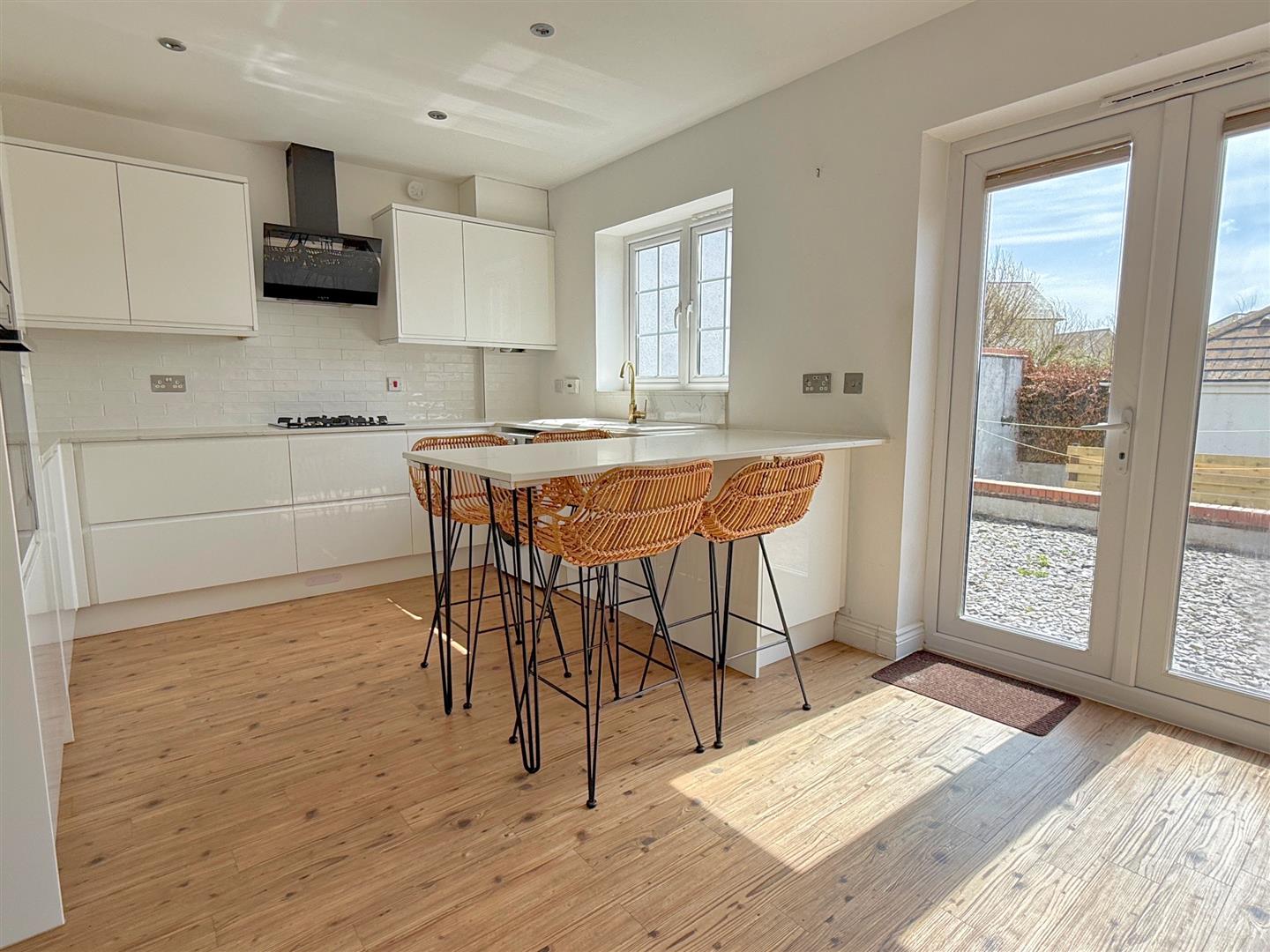 3 bed property in Round Ring Gardens, Penryn